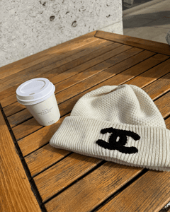 CHANEL 24K AAA398 White Beanie | Chanel cold hat (white)