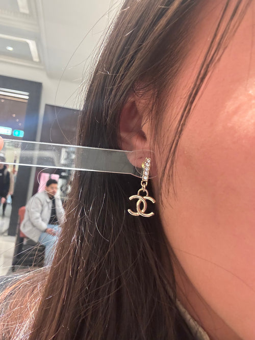 CHANEL CC Drop Earrings | 香奈兒 耳環 (淡金色)