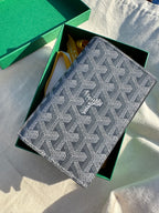GOYARD Grenelle Passport Cover | 戈雅 護照套 (多色)