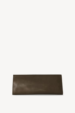 THE ROW Flat Clutch in Leather | 手袋 (多色)
